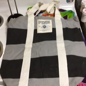 Pink Victoria Secrets tote bag